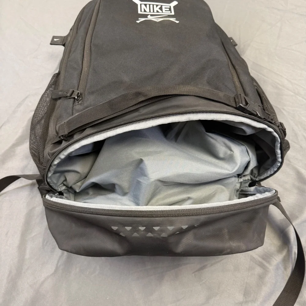 Nike Baseball Vapor Select Backpack Black Ventilated Shoe Compartment Bag